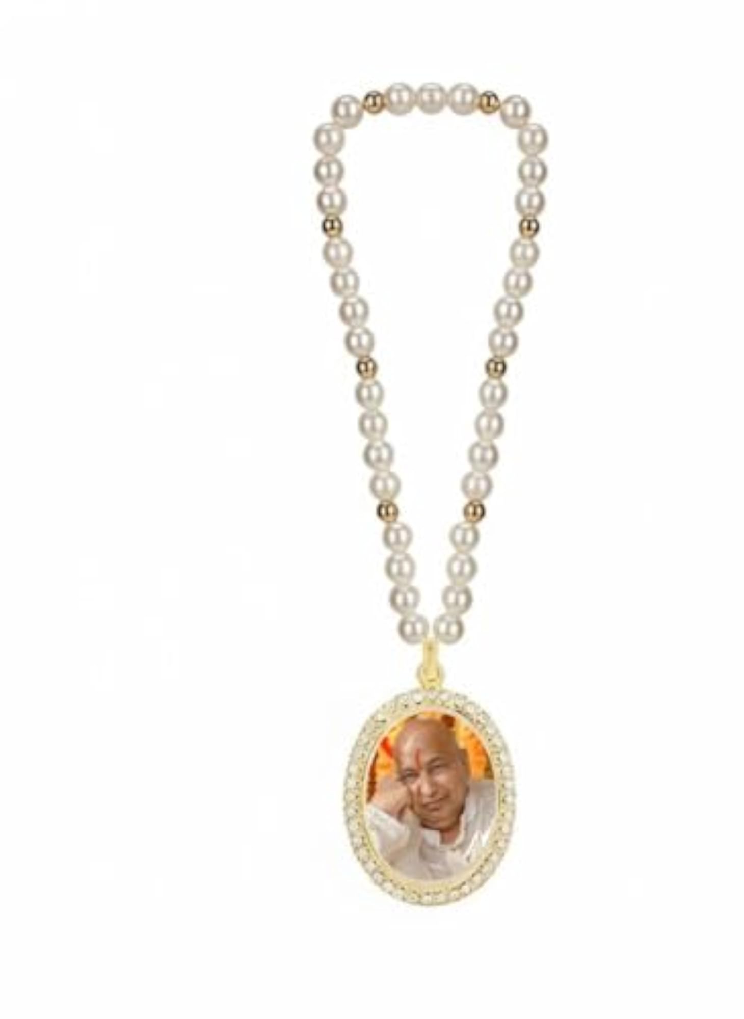 Jai GURUJI Swaroop Oval Shape Pendant with Pearl Mala