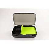 Ob Brot, Kuchen, Obst, Trauben oder Süßigkeiten - mit dieser Lunch-Box ist alles leicht transportierbar. Eine perfekte Dose für unterwegs! Der Deckel schließt sicher und fest.