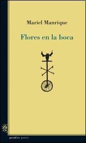 Paperback FLORES EN LA BOCA [Spanish] Book