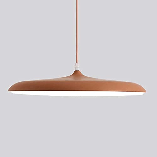 Chandelier métallique LED style OVNI : une suspension haut de gamme au design architectural