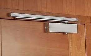 Doyen Royal Pelmet Hydraulic Aluminum Double Speed Door Closer (2 Year Guarantee) with Fitting Set (Silver) Weight Capacity up to 100Kg