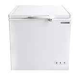 Maxx Cold Select Series Compact Chest Freezer with Solid Top, 30.4"W, 5.2 cu. ft. Storage Capacity, Locking Lid, Garage Ready, in White (MXSH5.2SHC)