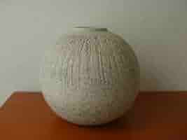 Amazon.co.jp: 花瓶信楽焼美杉 作美杉窯飾り壺一輪挿し花器球体
