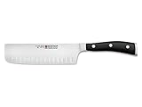 Als ideal ausbalanciertes Chefmesser beeindruckt Wüsthof Classic Ikon jeden Profi-Koch und ist dank der scharfen Messerklinge das offizielle Kochwerkzeug der deutschen Nationalmannschaft der Köche. Premiummesser – Hergestellt in Deutschland, geschmiedet in Solingen
