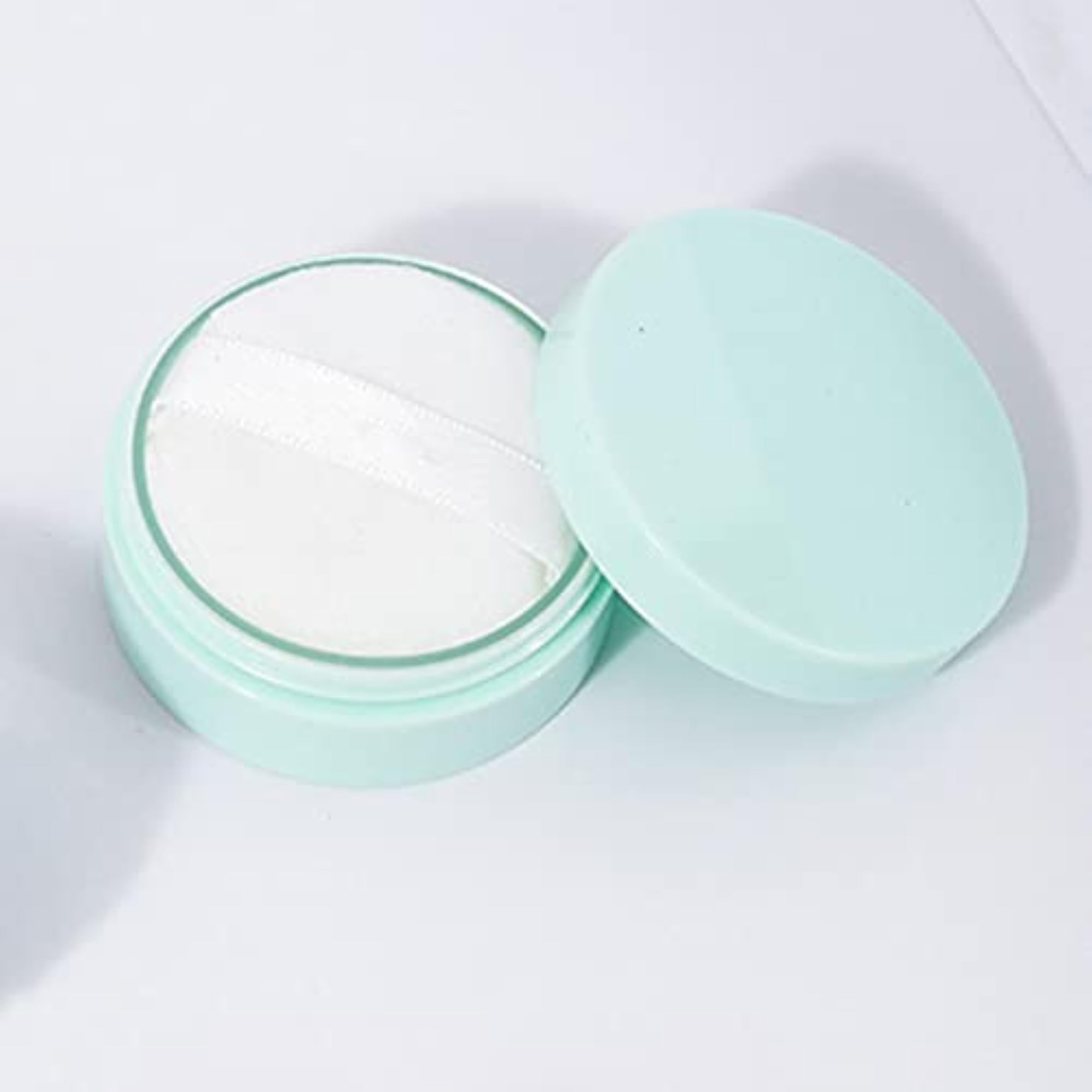 Empty Loose Powder Container with Puff, Delicate Workmanship