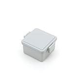 三好製作所(Miyoshi Seisakujyo) GEL-COOL ジェルクール square 保冷剤一体型 四角 ランチボックス お弁当箱 オイスターグレー 11×9.4×5.5cm 220ml 1段 女性 子供 簡単クリップ バックル機構 保存容器 デザート用 サラダケース レンジ対応 & 食洗機対応(蓋を除く本体) 日本製 0101-0260