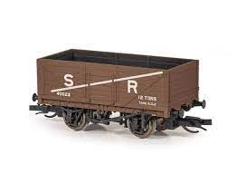 Peco - TT:120 Gauge - 7 Plank Open Wagon - SR Livery (TTR-7002S)