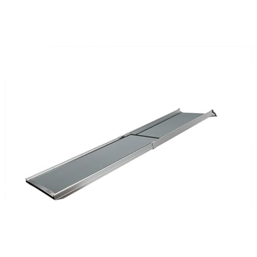 PetSafe Happy Ride Extra-long Telescoping Dog Ramp, Portable Pet Ramp, Great for Cars, Trucks and 4X4s, Durable Aluminium Frame Supports up to 140 kg, Side Rails and High-Traction Surface Design