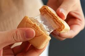 Amazon | 飴もなか 1袋5個入(水あめが入ったもなか) もなか 飴 水あめ