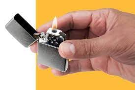 Zippo, Insert à Flamme Jaune au Butane, Design Moderne et élégant, Chauffage Rapide et Efficace, Facile à Utiliser, sécurité renforcée, Polyvalent, Taille Standard, Couleur Jaune PL/CE/SK
