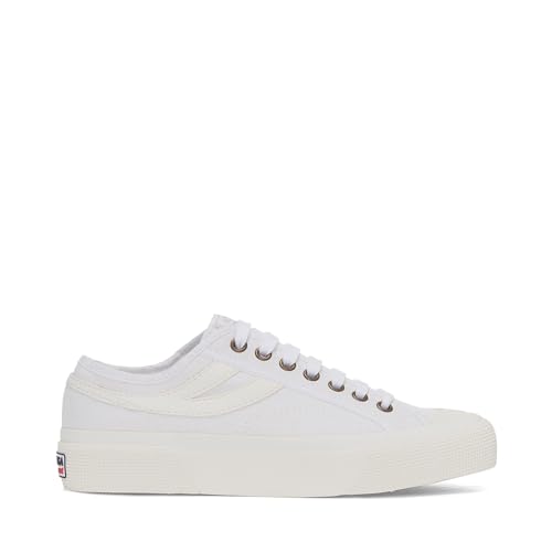 Una sneaker unica con tomaia in canvas, logo a coda di rondine in materiale sintetico sui lati