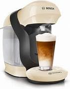 La macchina da caffè Tassimo Happy di Bosch ti consente di gustare una varietà di oltre 70 specialità di bevande calde. Che si tratti di un caffè da solo, un cappuccino, una cioccolata calda o un tè. Scegli tu.
