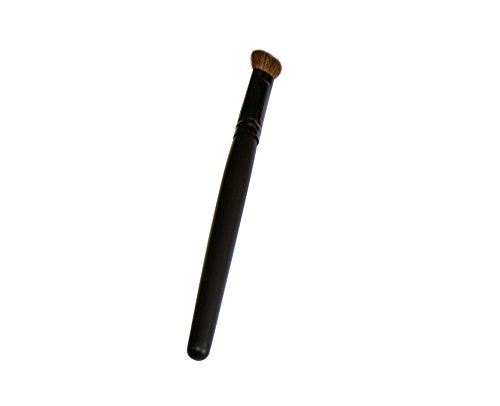 Cameo Eyeshadow Brush