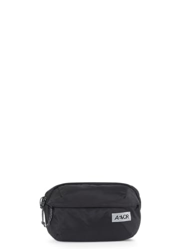 AEVOR Hip Bag Ease Bauchtasche 100% Recyceltes Polyester 1500mm Wassersäule Reißverschluss 24-109cm Riemen 22x5x14cm Handwäsche 90g (Ripstop Black Einheitsgröße)