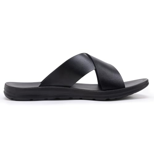 Men's sandals are both casual and fashionable. One-piece slip-on style with crisscross leather straps and flat soles, perfect for beach wear.4