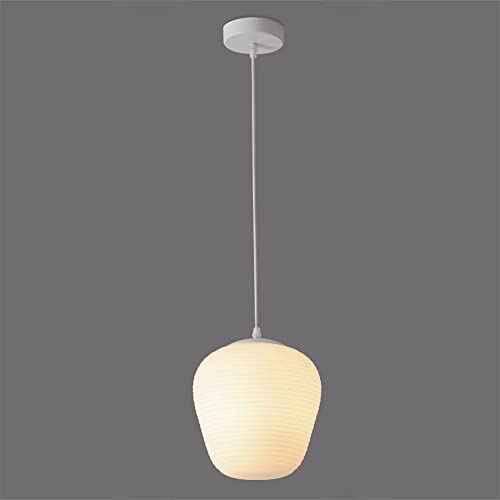 Lumière douce sans éblouissement avec cette lampe suspendue en verre blanc
