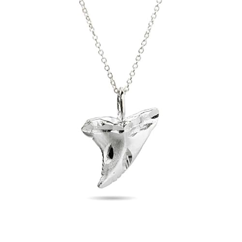 EVE'S ADDICTION Sterling Silver Sharks Tooth Design Pendant (16