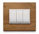  Vimar Serie Eikon Evo – Placca 4 Moduli Legno Serie Eikon Noce Italiana