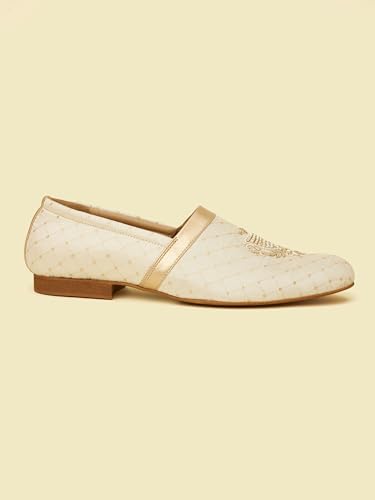 Image of Manyavar Men's Diamond Patterned Embroidered & Sequinned Jutti| Ethnic Juttis and Mojaris