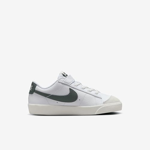 Nike Blazer Low '77 Little Kids' Shoes (DA4075-124, White/Sail/Vintage Green) Size 123