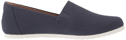 Image of Amazon Essentials Women's Casual Slip-On Canvas Flat