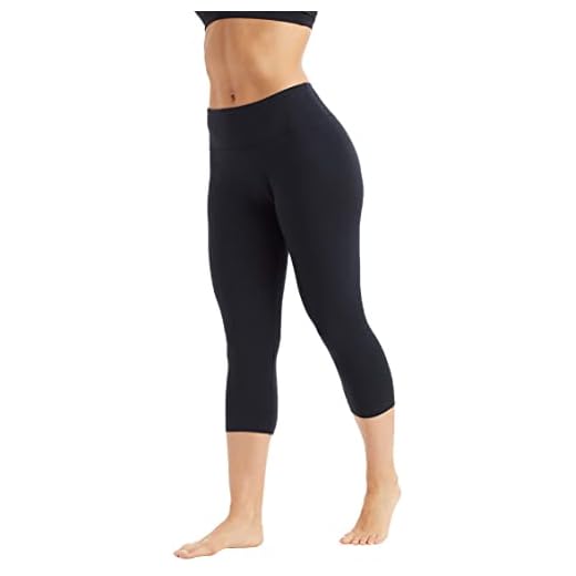 Bally Total Fitness Women's Standard Shape Enhancement Capri Legging, Black, Large