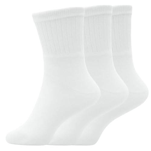 Boys Sports Socks Durable Crew Athletic Socks with Cotton Polyester Blend Soft Comfortable Pack Of 3 Socks2