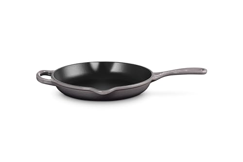 Image of Le Creuset Enameled Cast Iron Signature Round Skillet, 9 inch, Oyster