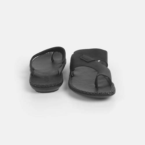 Image of Mochi Men's Faux Leather Stylish Toe Ring Slipper