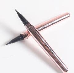 Delineador líquido negro Christrio Pink Cosmetics miniatura 2