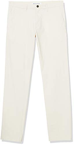 Amazon Essentials Men's Straight-Fit Lightweight Stretch Pant4