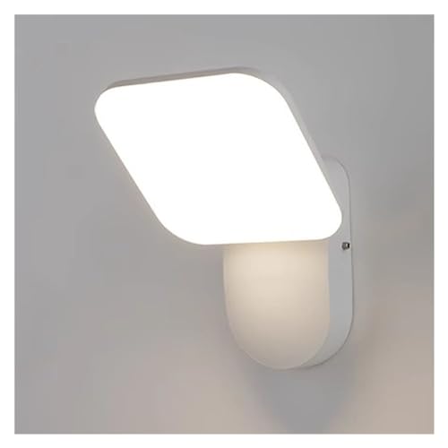 Applique murale extérieure pour illuminer un porche sombre et embellir un salon moderne