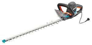 Gardena Elektro-Heckenschere PowerCut 700/65: Heckenschneider mit 700 W Motorleistung, 65 cm Messerlänge, 27 mm Messeröffnung, ergonomischer Griff und Anschlagschutz (9835-20)