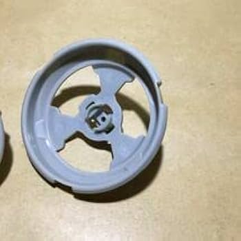 ウルボーグ4 爆転シュートベイブレード Amazon.co.jp: 爆転シュートベイ ブレード ウルボーグ 4 : おもちゃ