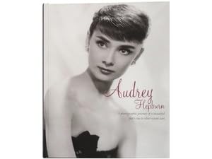 Amazon.co.jp: 洋書オードリー・ヘプバーン写真集 本 銀幕 スター 女優