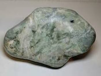 翡翠　鑑賞石自然石 Amazon.co.jp: 鮮緑 200g 翡翠 原石 ヒスイ 鉱物 鑑賞石 糸魚川 水石