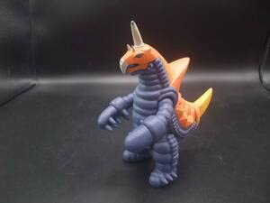 バキシム　ソフビ ウルトラマンA（エース）』に登場する、『一角超獣 バキシム』が