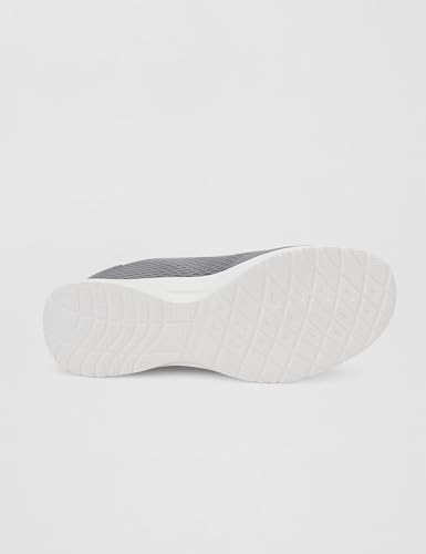 Image of Skechers Men Dynamight 3 Sneakers