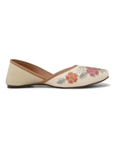 Image of XE Looks Beautiful & Comfortable Ethnic Sandal & Occational Jutti For Women & Girls