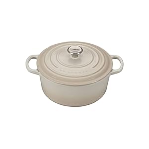 Le Creuset 7 1/4 Qt. Signature Round Dutch Oven w/Additional Engraved Personalized Stainless Steel Knob – Meringue