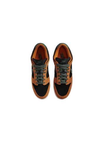 Image of Nike Men's Dunk Low Retro Shoes