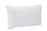 La funda exterior de la almohada está confeccionada con algodón egipcio completamente transpirable, por lo que reduce el calor durante el descanso aportando además una gran suavidad