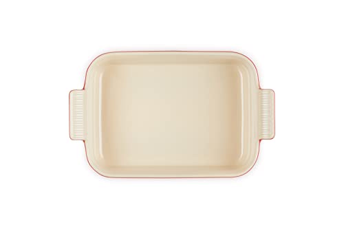 Image of Le Creuset Heritage Rectangular Dish, Stoneware, 26 cm, 2.4 litres, Cerise, 71102260600001