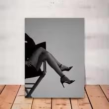 Affiche femme en talons hauts KEMEIQI 60x90cm poster noir et blanc salle de bain