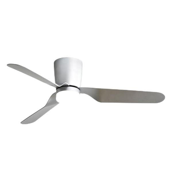 Brightium Ventilador DC Kochi 18W con 3 aspas en elegante plata. 5 velocidades y luz LED regulable en 3000K, 4000K y 6000K. Incluye control remoto y temporizador. Ideal para espacios de 132 cm.