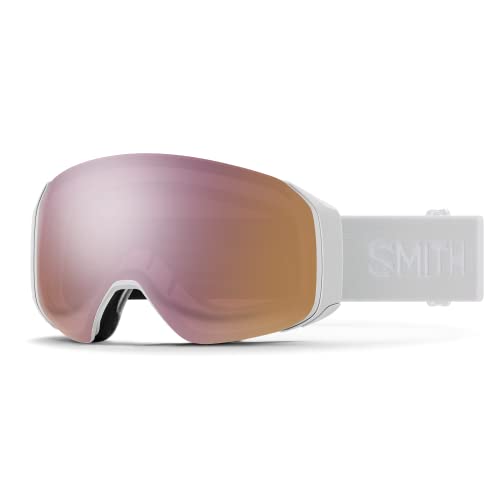 Snowboard et ski d'hiver équipés du Smith I/O Mag S 4D White Vapor en montagne