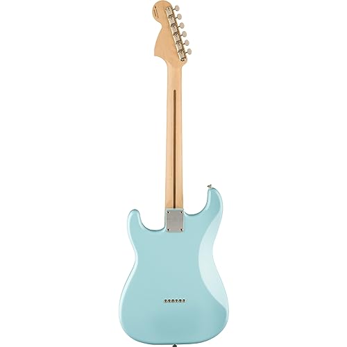 Fender Tom Delonge Strat RW Daphne Blue – Guitare Électrique - Les Beatles, Paul McCartney, John Lennon, RIngo Starr, George Harrison Fender Tom Delonge Strat RW Daphne Blue - Guitare Électrique – Image 4