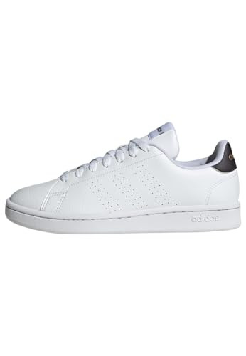 Chaussure Advantage adidas femmes pointure 38 2/3 coloris blanc et noir