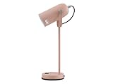 Lámpara de mesa con estructura metálica en rosa cálido y detalles en color plata, un diseño altamente decorativo e ideal para aportar un punto de iluminación complementario en tu hogar. Lámpara de sobremesa con foco de luz orientable, perfecta para colocar sobre tu mesita de noche, rincón de lectura o zona de trabajo. Posee casquillo E27, siendo recomendable la utilización de bombilla Led, por su calidad de luz e importante ahorro energético.