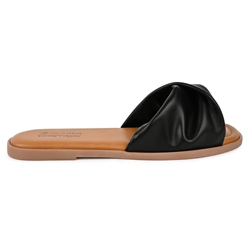 Image of Call It Spring Women's Black Flat sandals